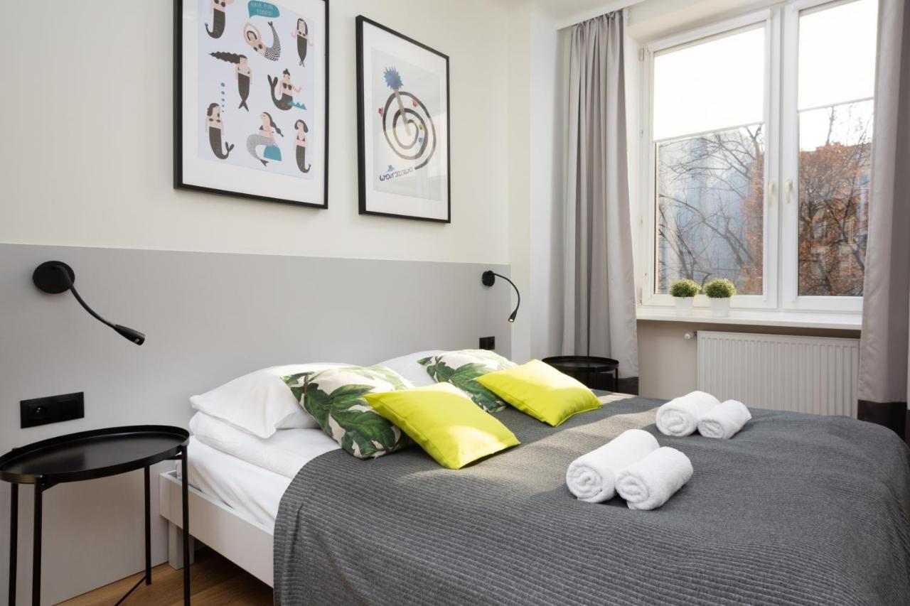 Family City Center Apartment By Renters Prestige Warsaw Exterior photo